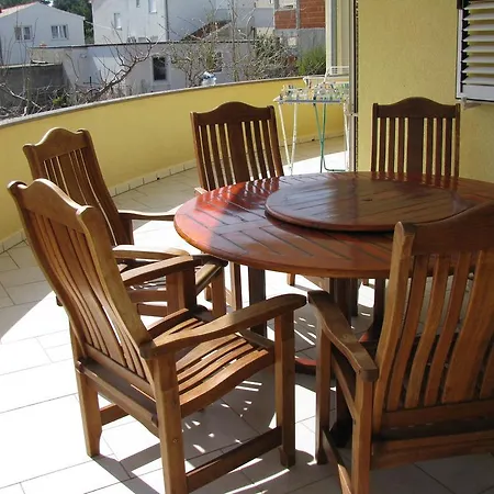 Apartman Megi Tribalj